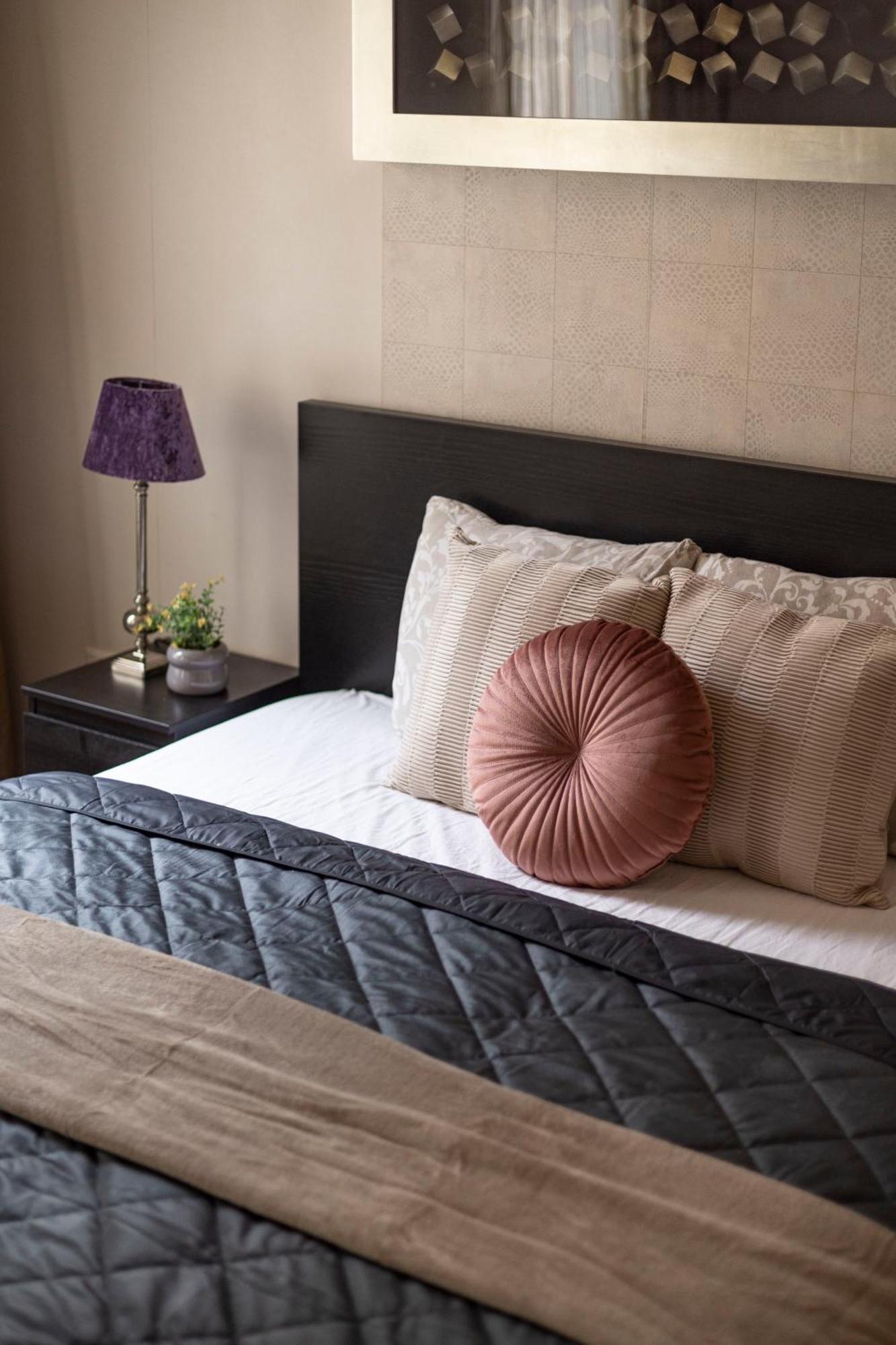 Exclusive Central Suite With Balcony By Prestige Homes Budapeszt Zewnętrze zdjęcie