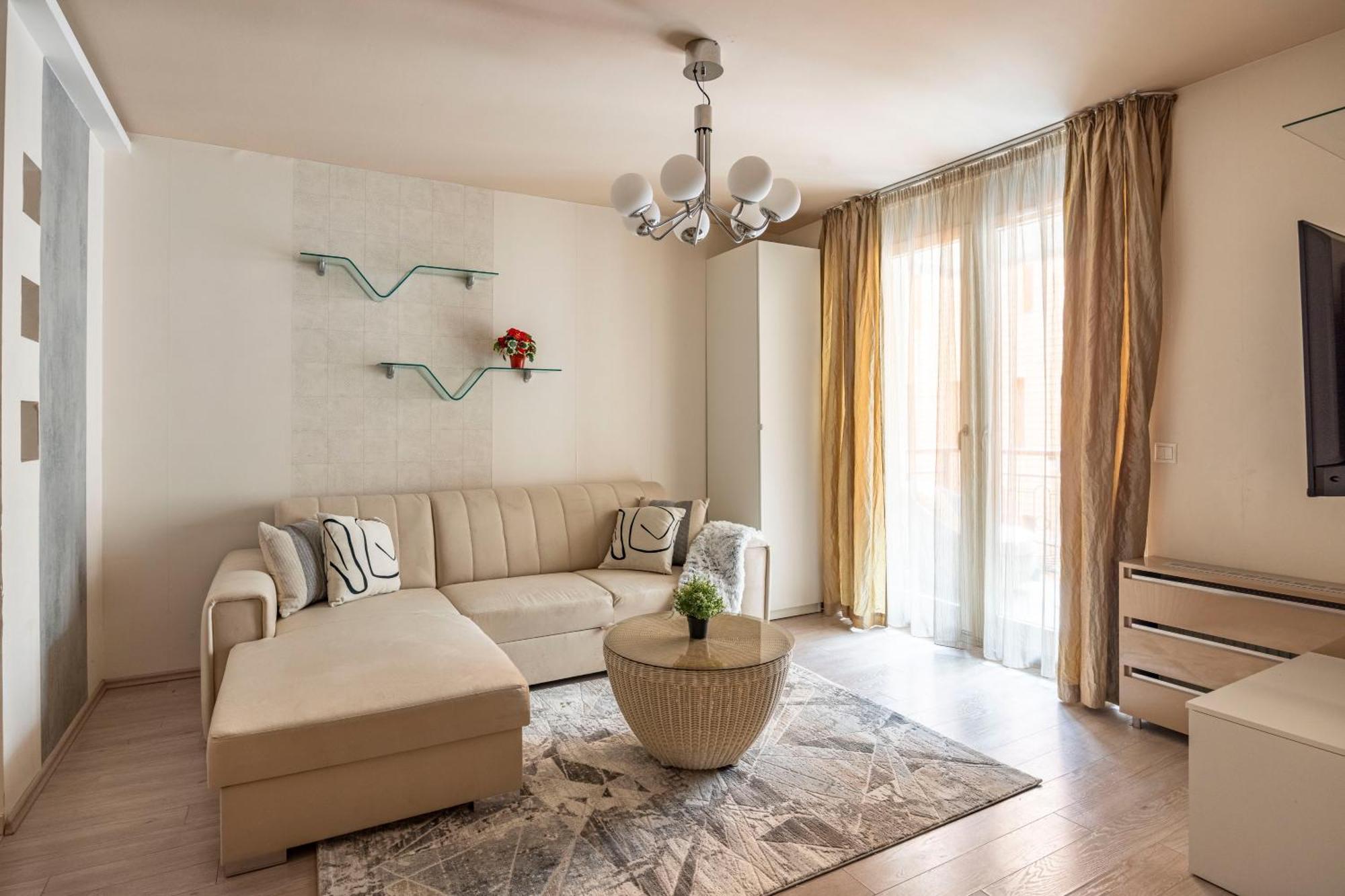 Exclusive Central Suite With Balcony By Prestige Homes Budapeszt Zewnętrze zdjęcie