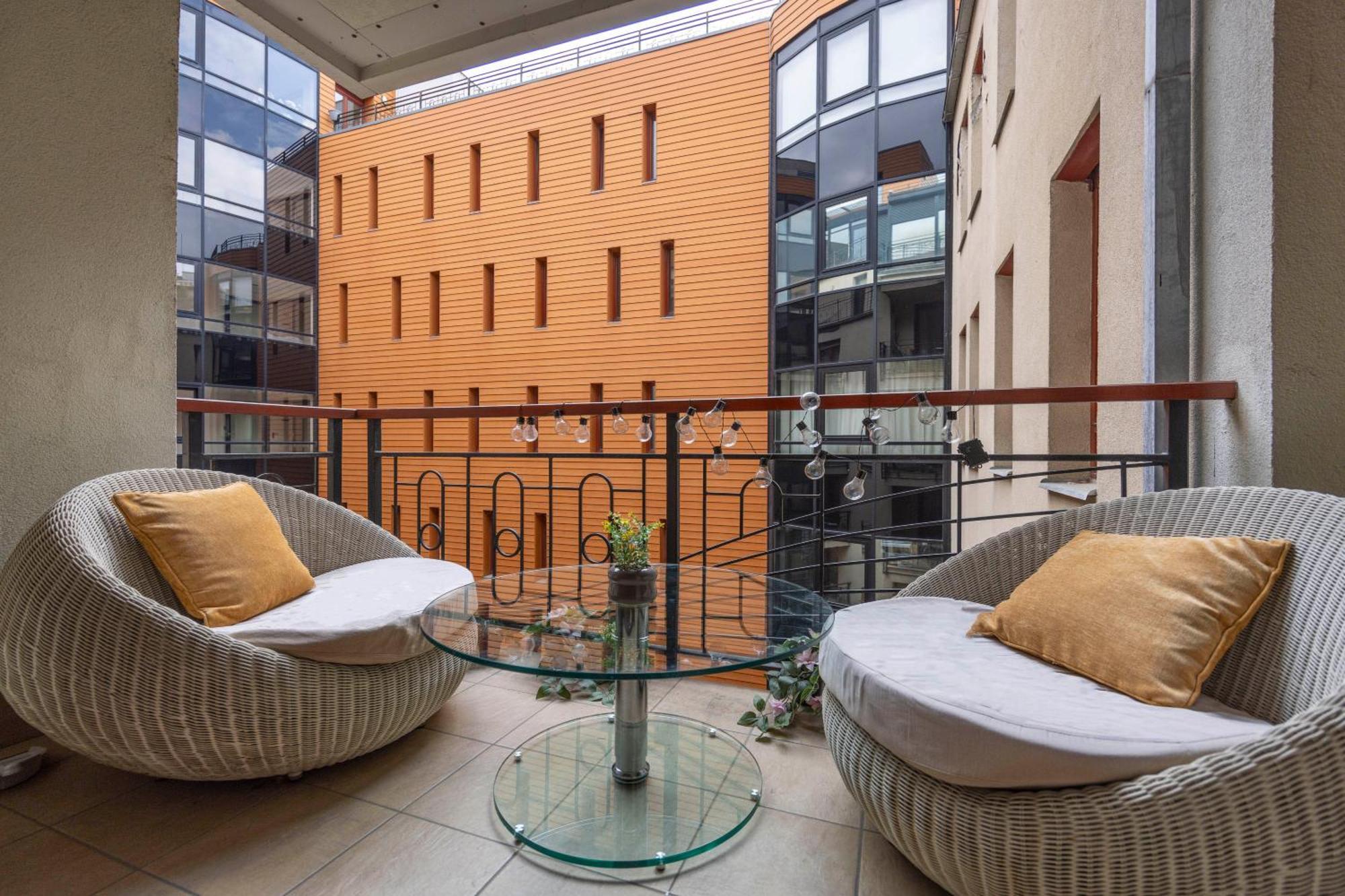 Exclusive Central Suite With Balcony By Prestige Homes Budapeszt Zewnętrze zdjęcie